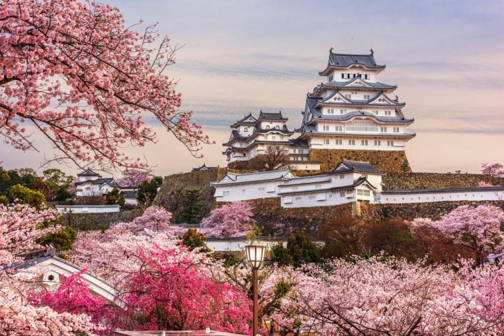 Himeji Castle: Japan’s Majestic White Heron Castle